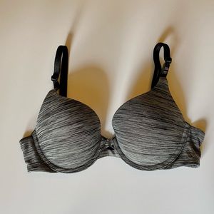 Victoria Secret Bra. Gray stripes. 32B. Padded